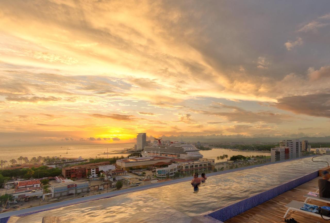 ¡Hermoso Condo con espectacular vista a la bahia!! Puerto Vallarta Exterior foto