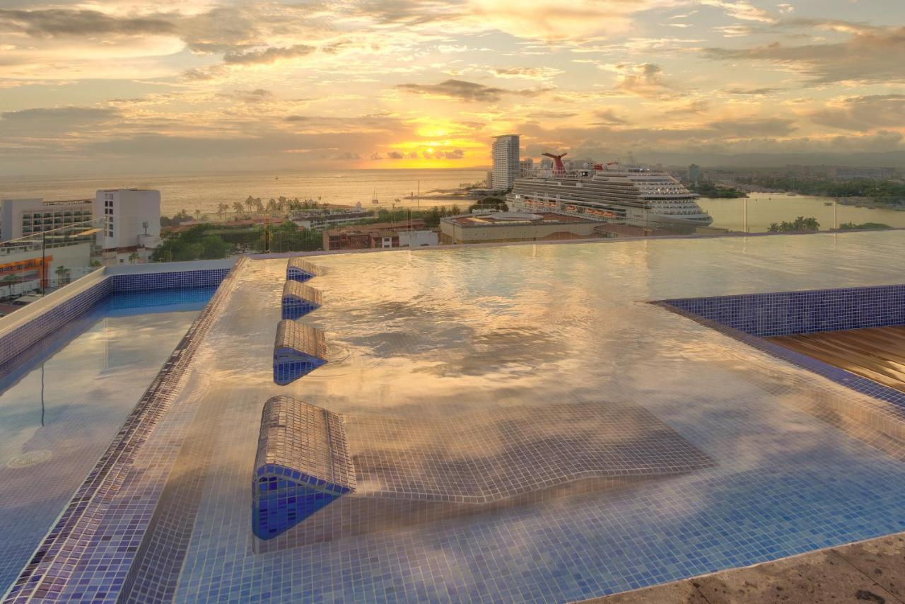 ¡Hermoso Condo con espectacular vista a la bahia!! Puerto Vallarta Exterior foto